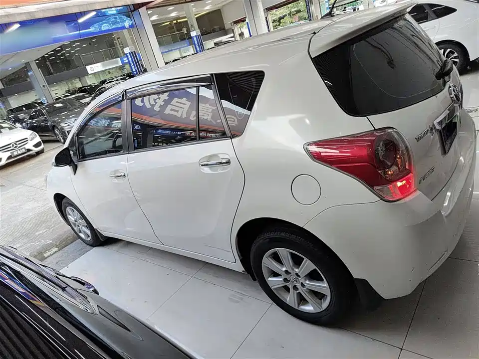 Toyota Yizhi