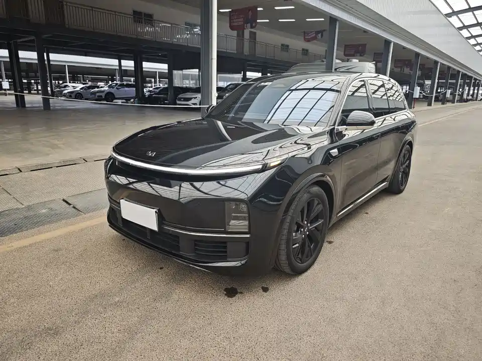 Li Auto Ideal L8
