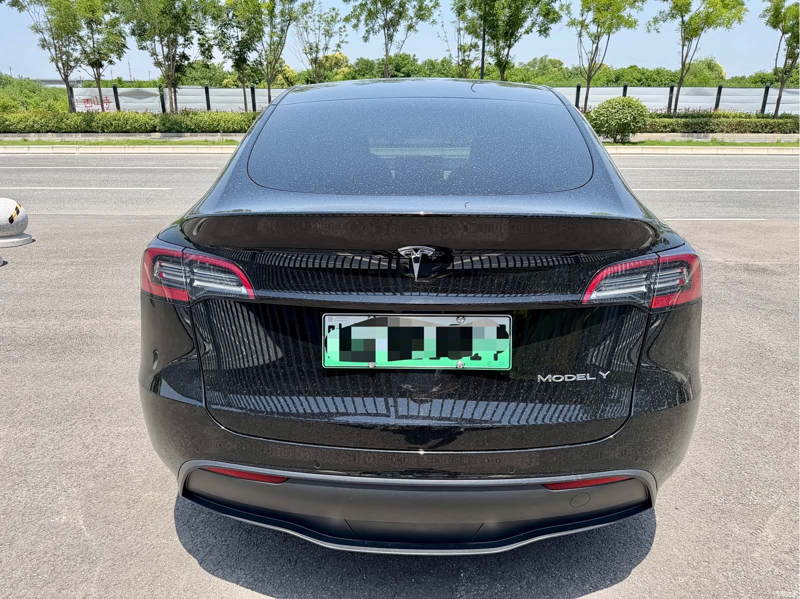 Tesla Model Y, 2021 все фото