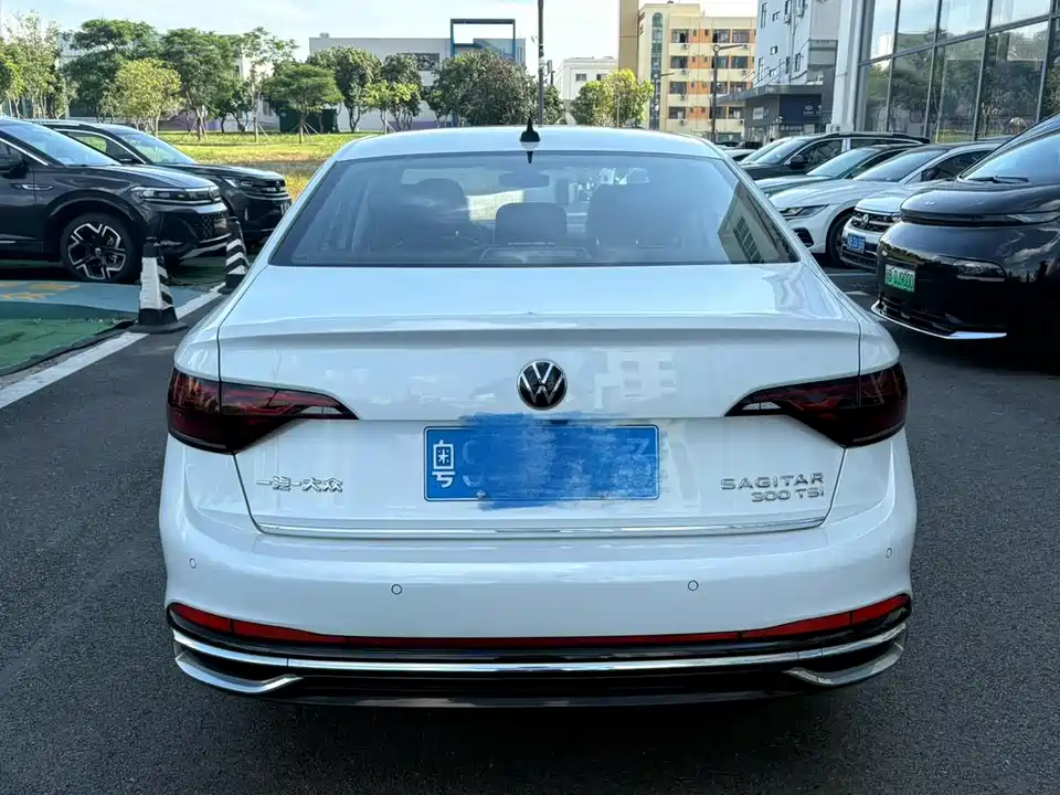 Volkswagen Sagitar