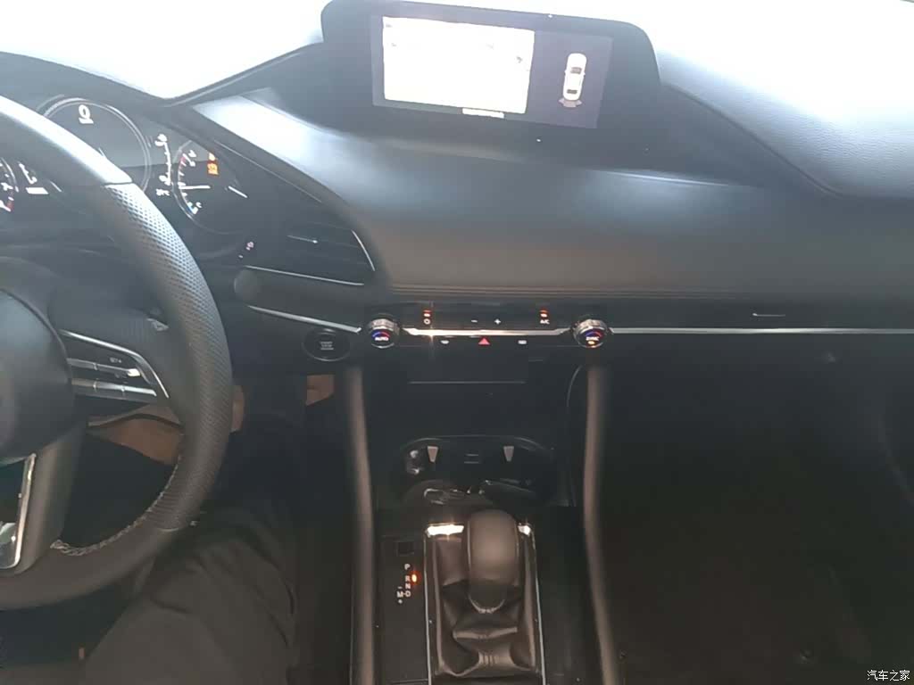 Mazda Mazda3, 2020 14