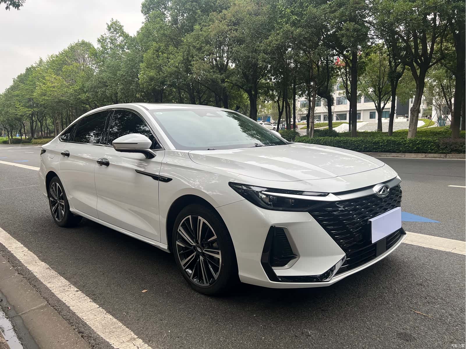 Chery Arrizo 8, 2023 3