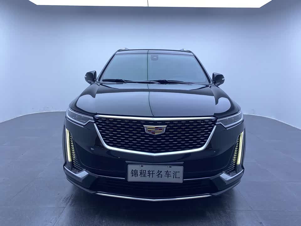 Cadillac XT6