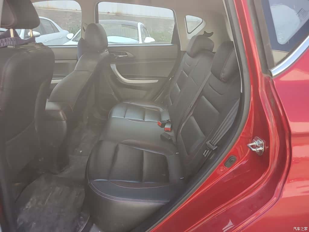 Changan CS35, 2016 17