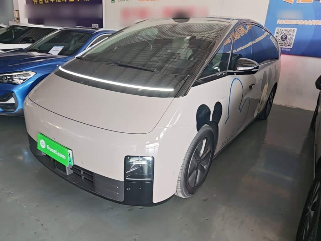 Li Auto MEGA
