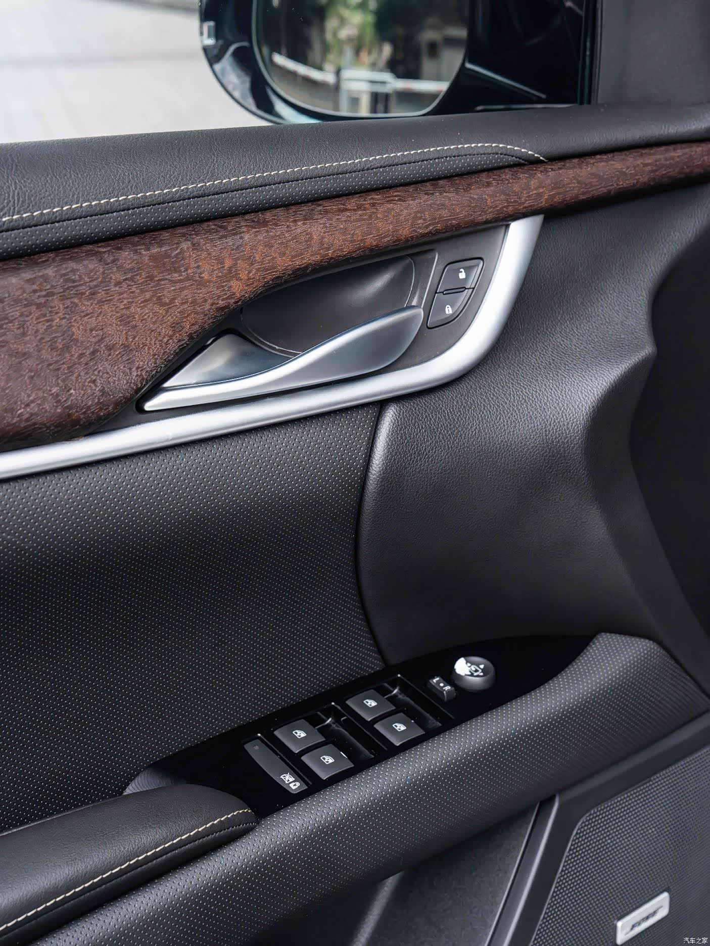 Cadillac XTS, 2018 18