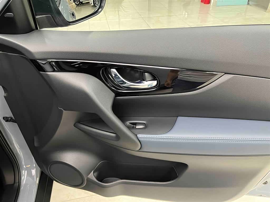 Nissan X-Trail, 2025 11