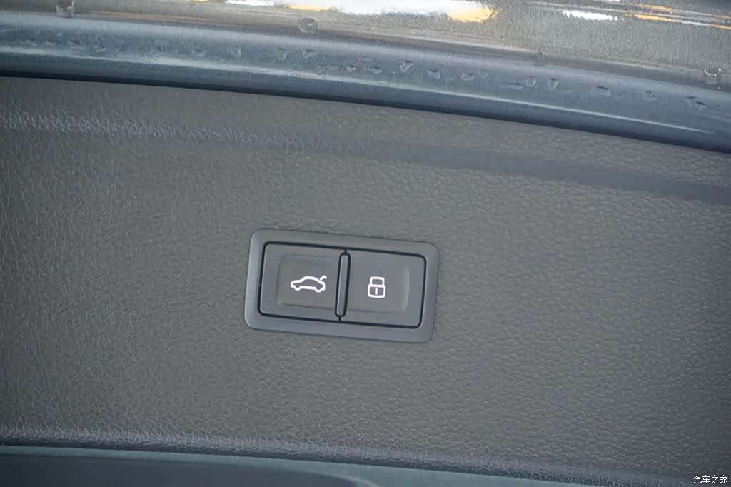 Audi Q5L, 2022 31