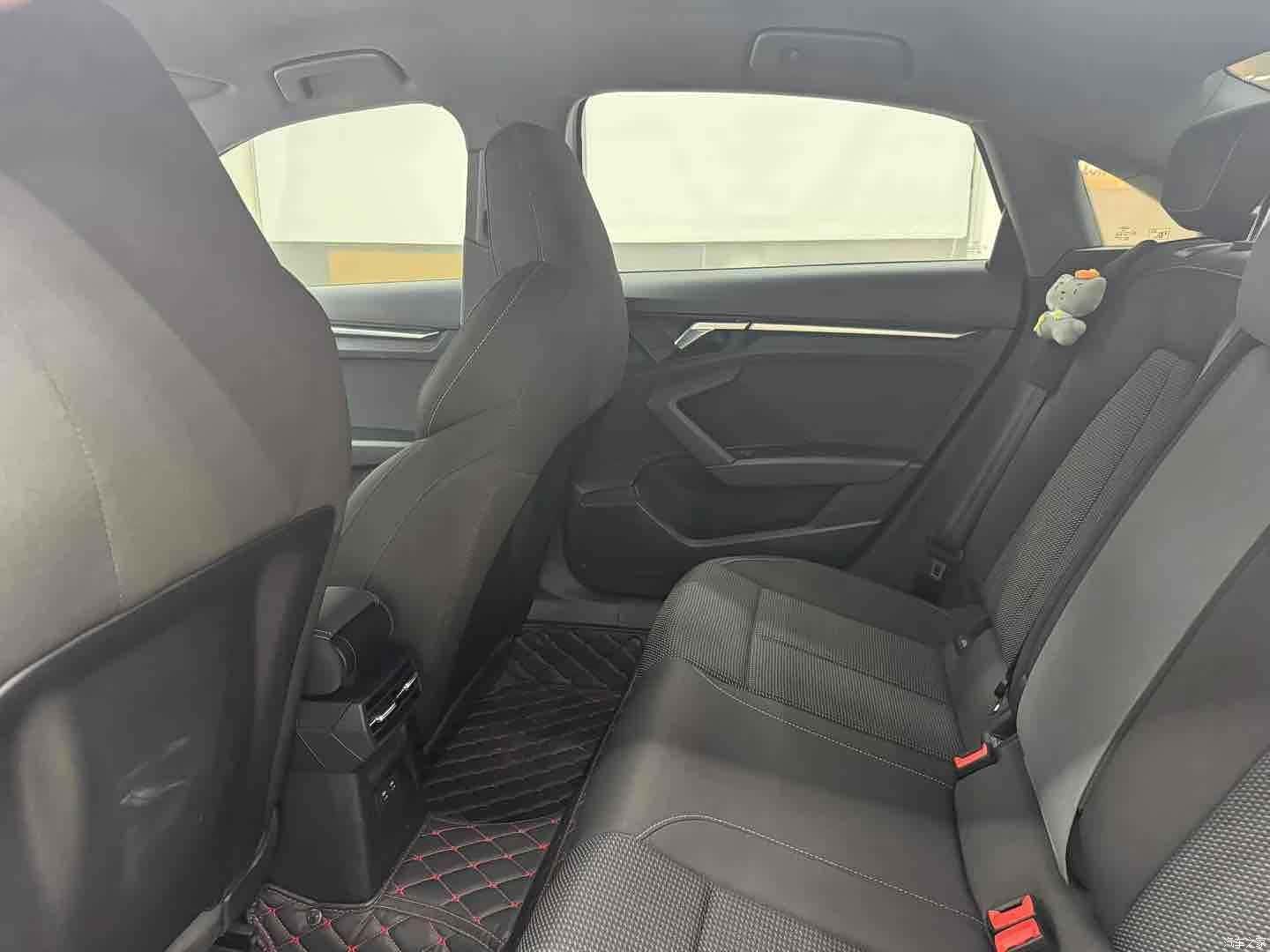 Audi A3, 2023 все фото