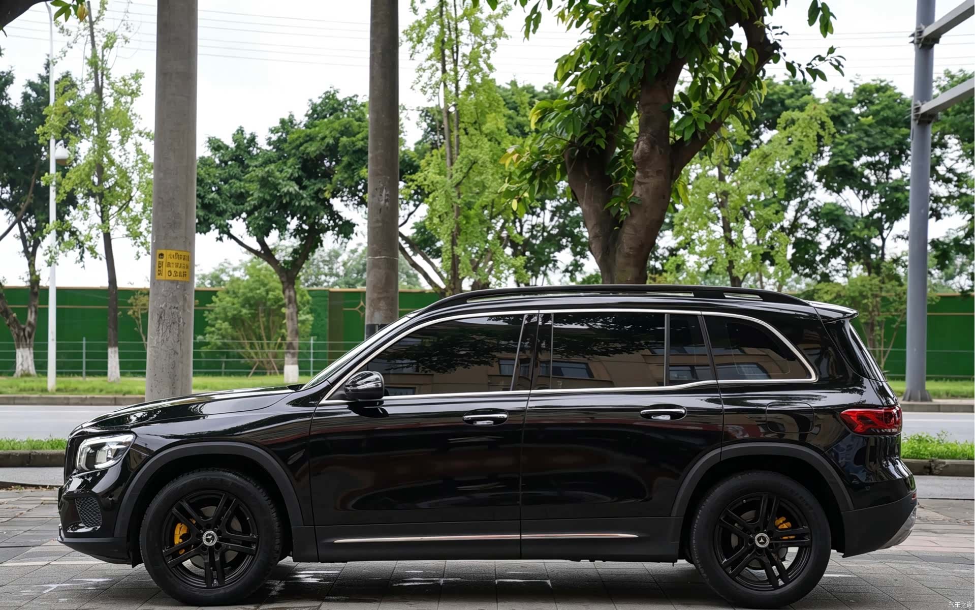Mercedes-Benz GLB, 2021 4