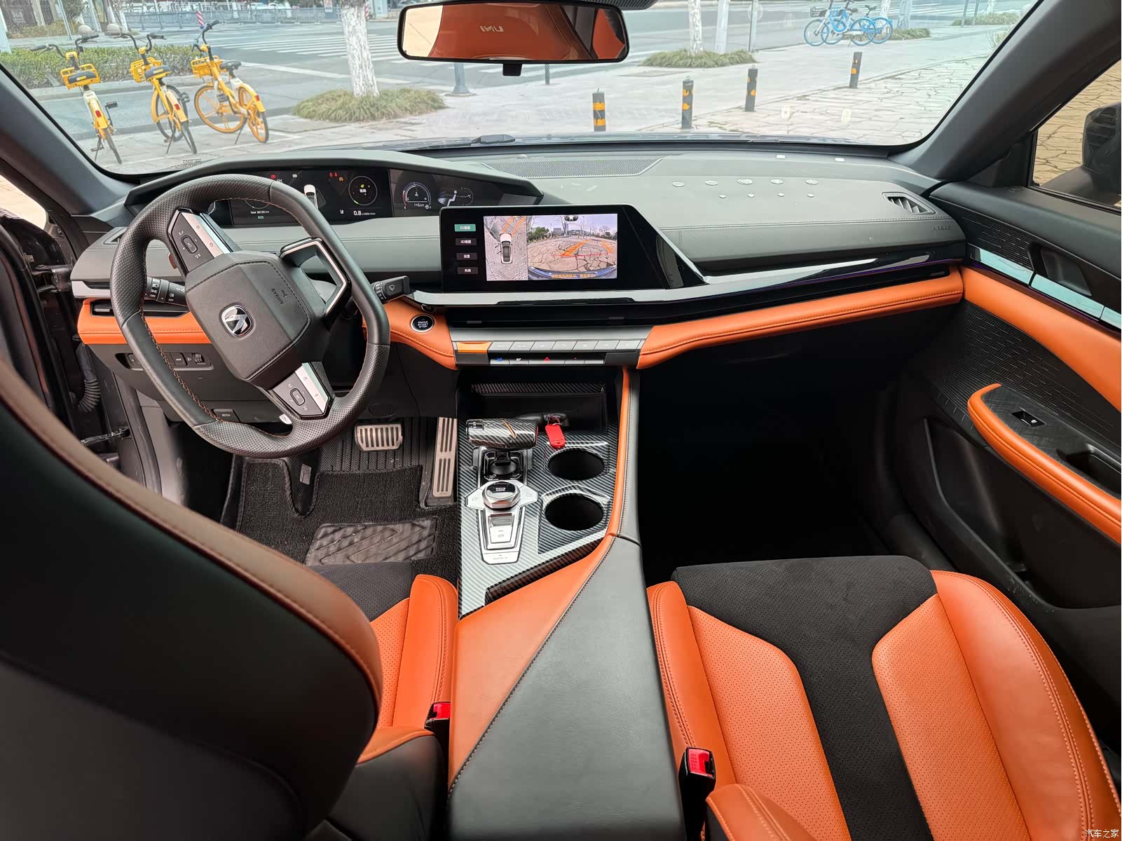Changan UNI-V, 2022 10