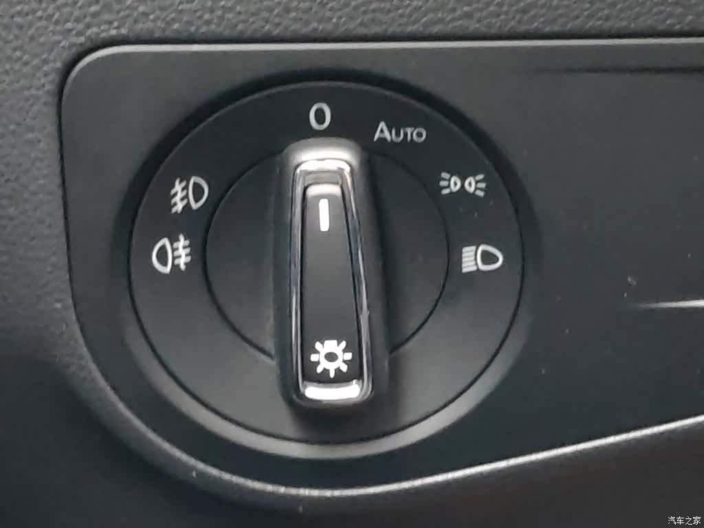 Volkswagen Tiguan L, 2019 21
