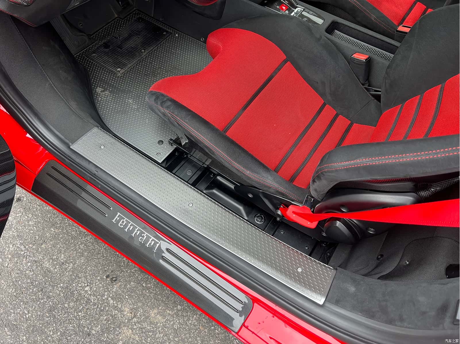 Ferrari 458, 2015 4
