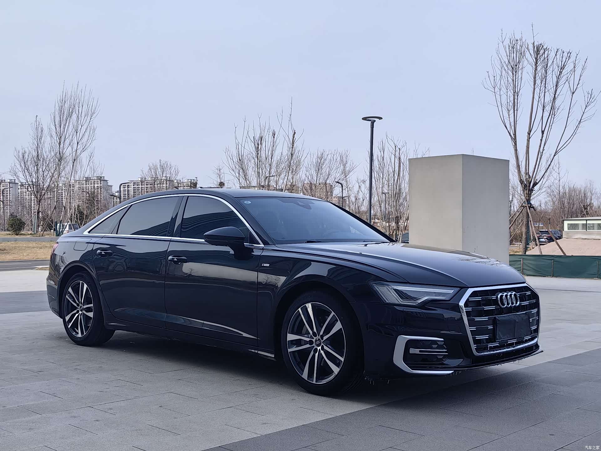 Audi A6L, 2022 3