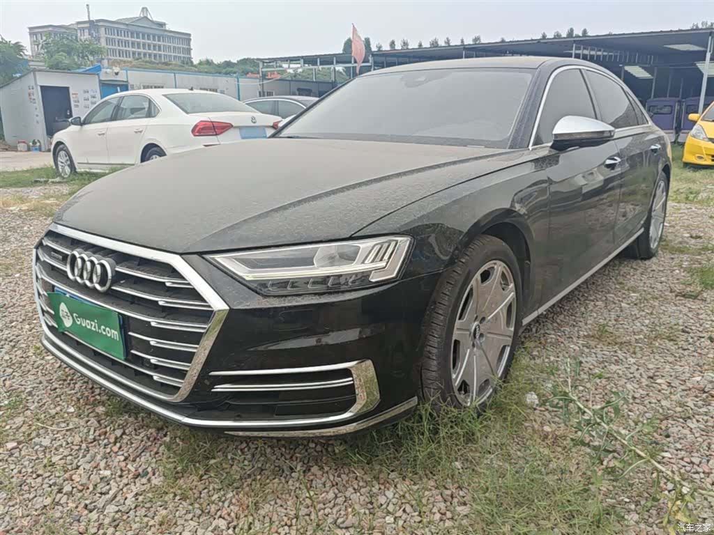 Audi A8L, 2021 2