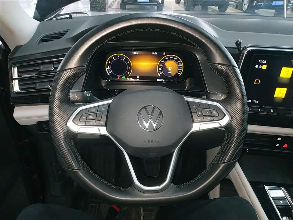Volkswagen Tourang