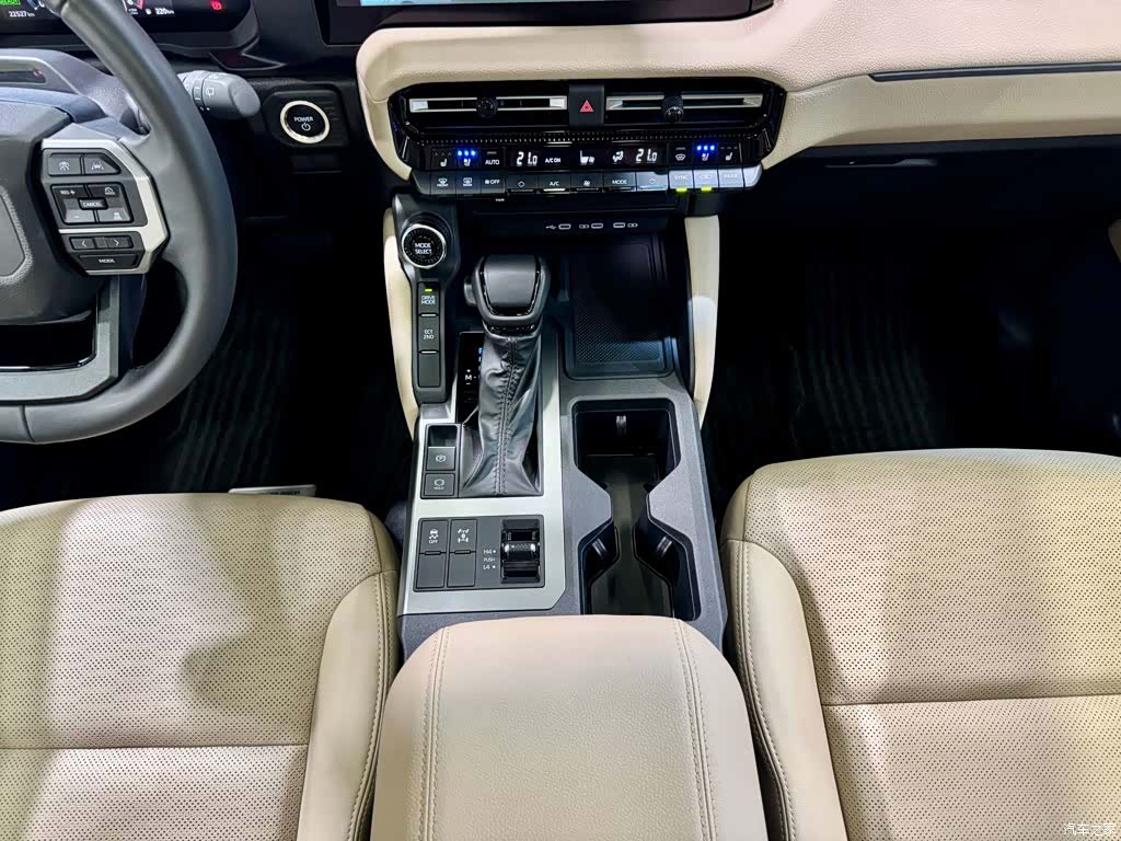 Toyota Prado, 2024 29