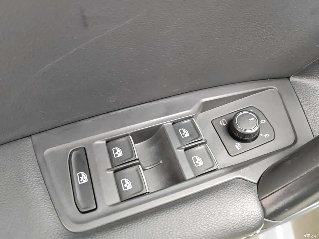 Volkswagen Tiguan L, 2019 9