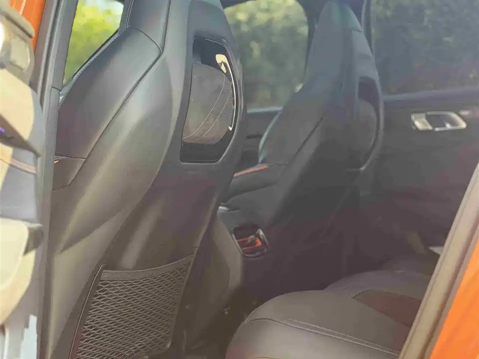 Lynk & Co 02 Hatchback