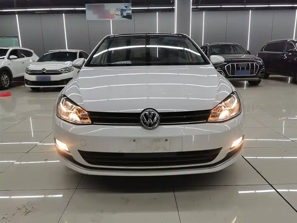 Volkswagen golf