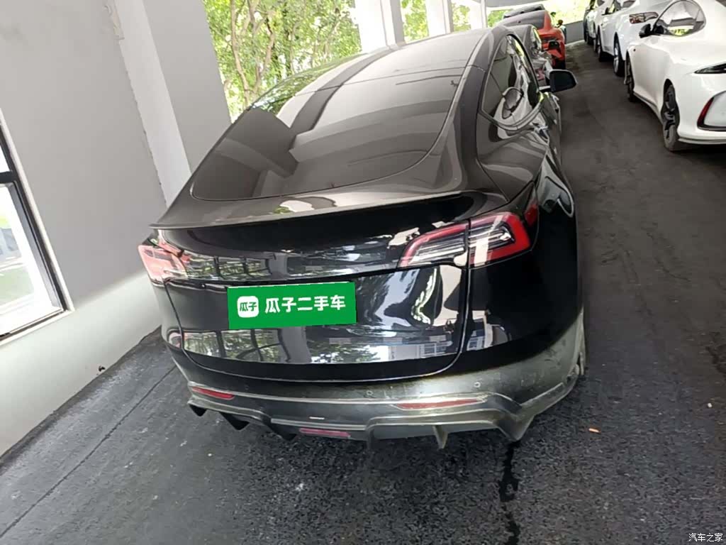 Tesla Model Y, 2022 6