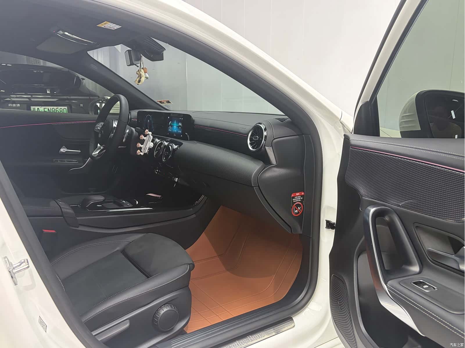 Mercedes-Benz A-Class, 2019 8
