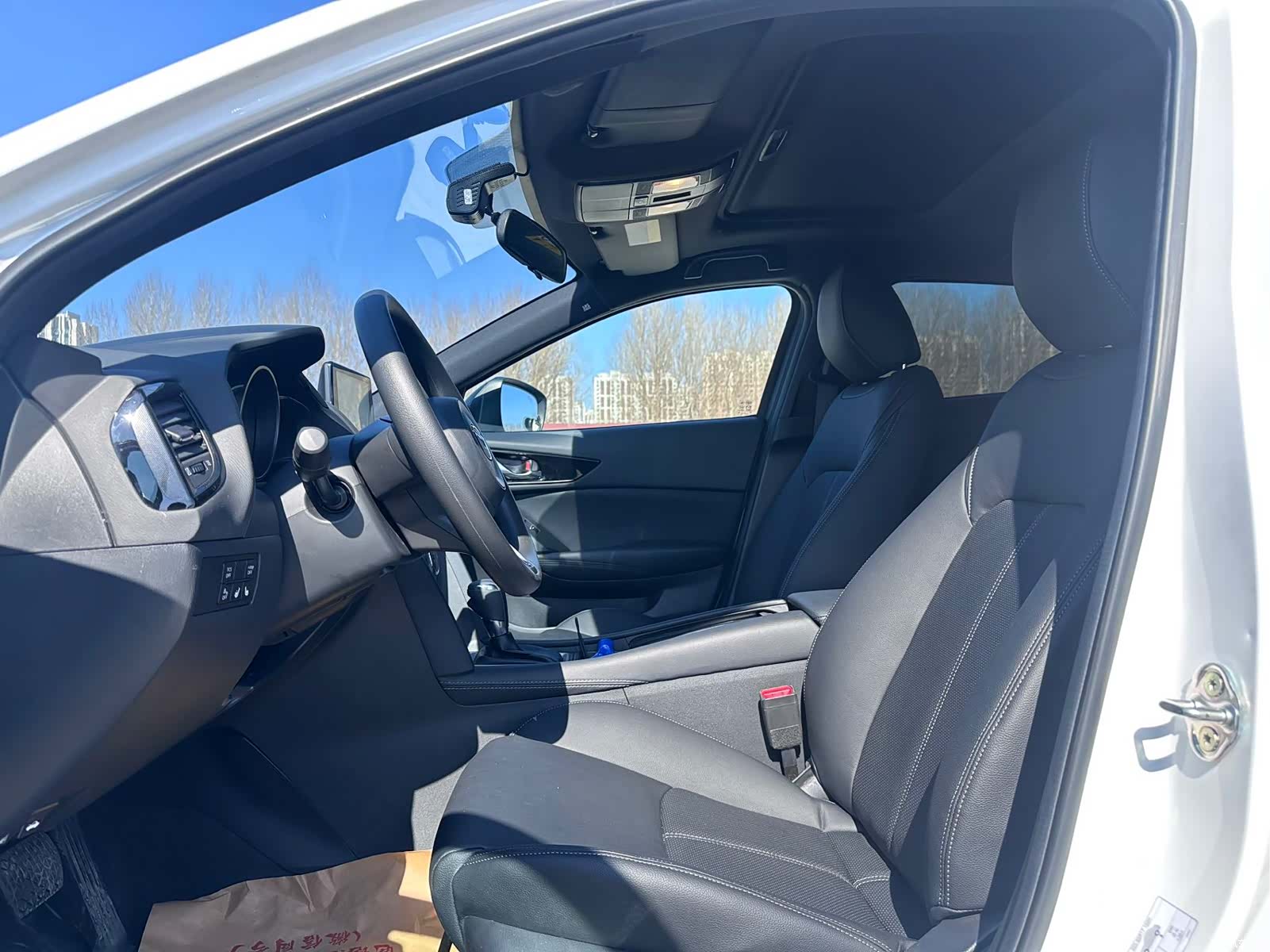 Mazda CX-4, 2022 15