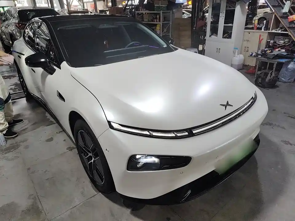 XPENG P7