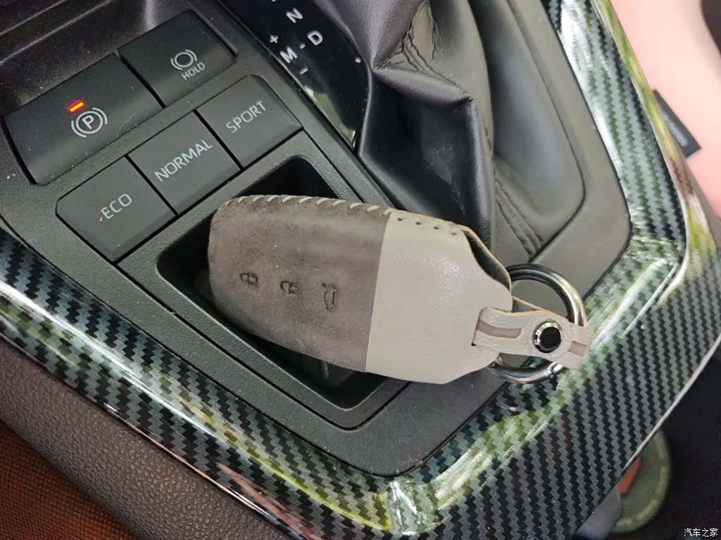 Toyota RAV4, 2021 12