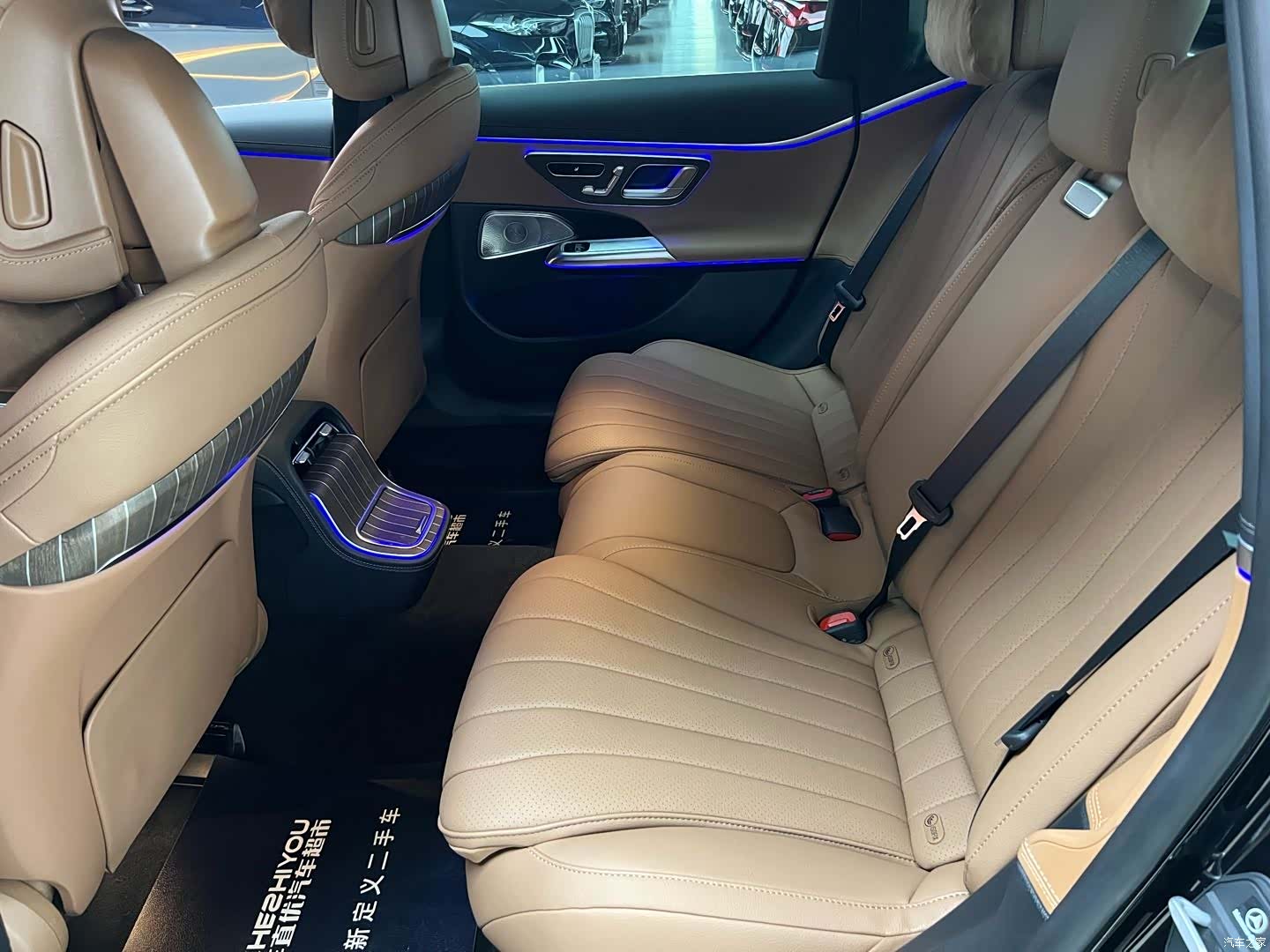 Mercedes-Benz E-Class, 2025 10