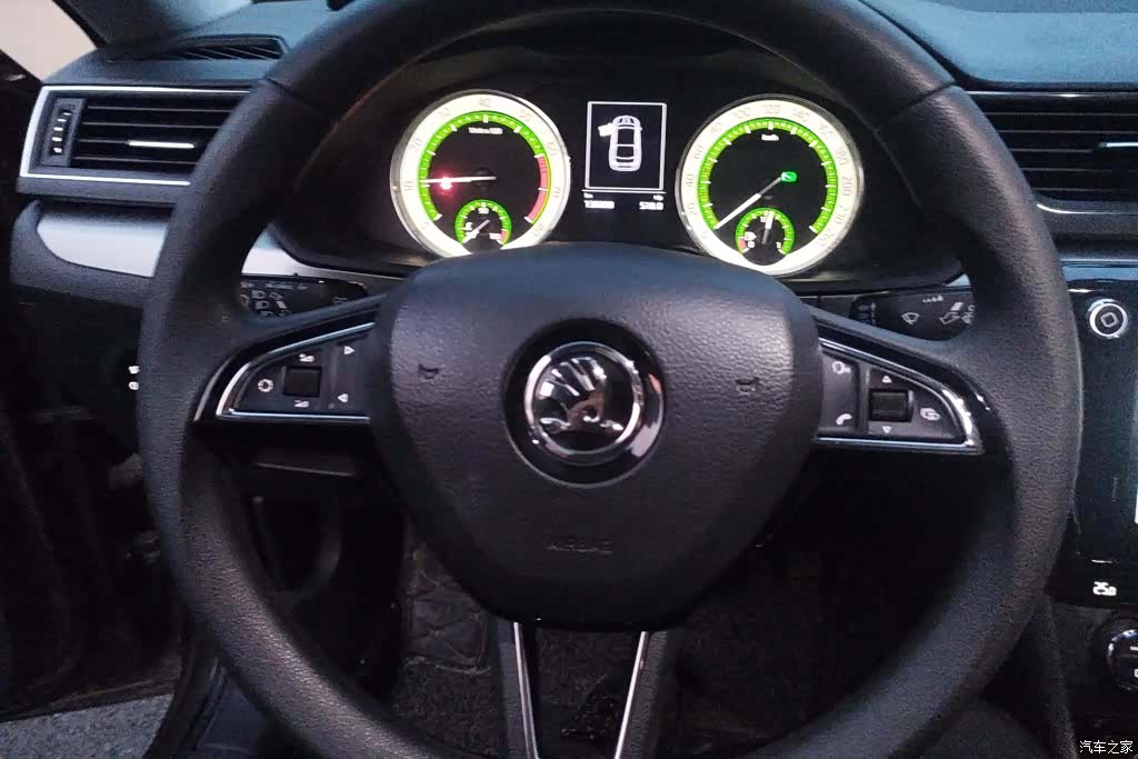 Skoda Superb, 2018 15