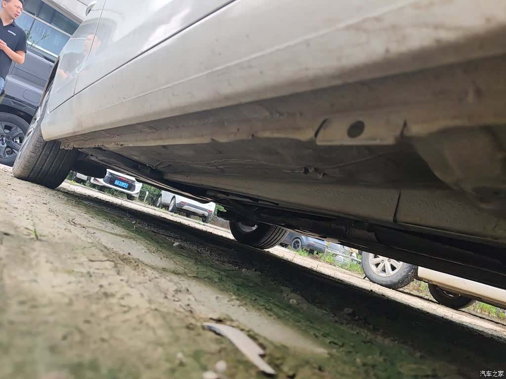 Peugeot 408, 2016 18
