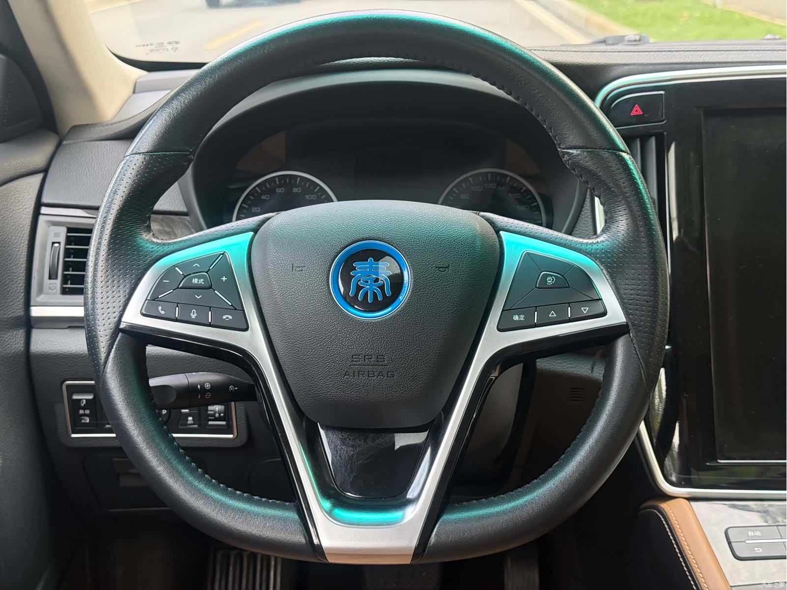 BYD Qin, 2017 10