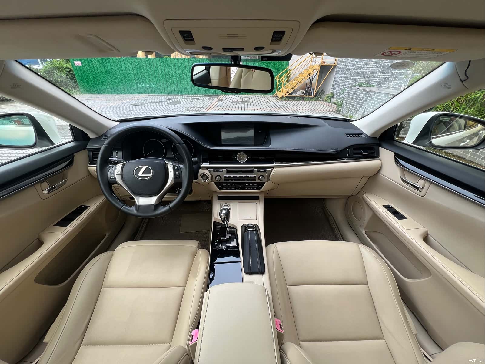 Lexus ES, 2014 13