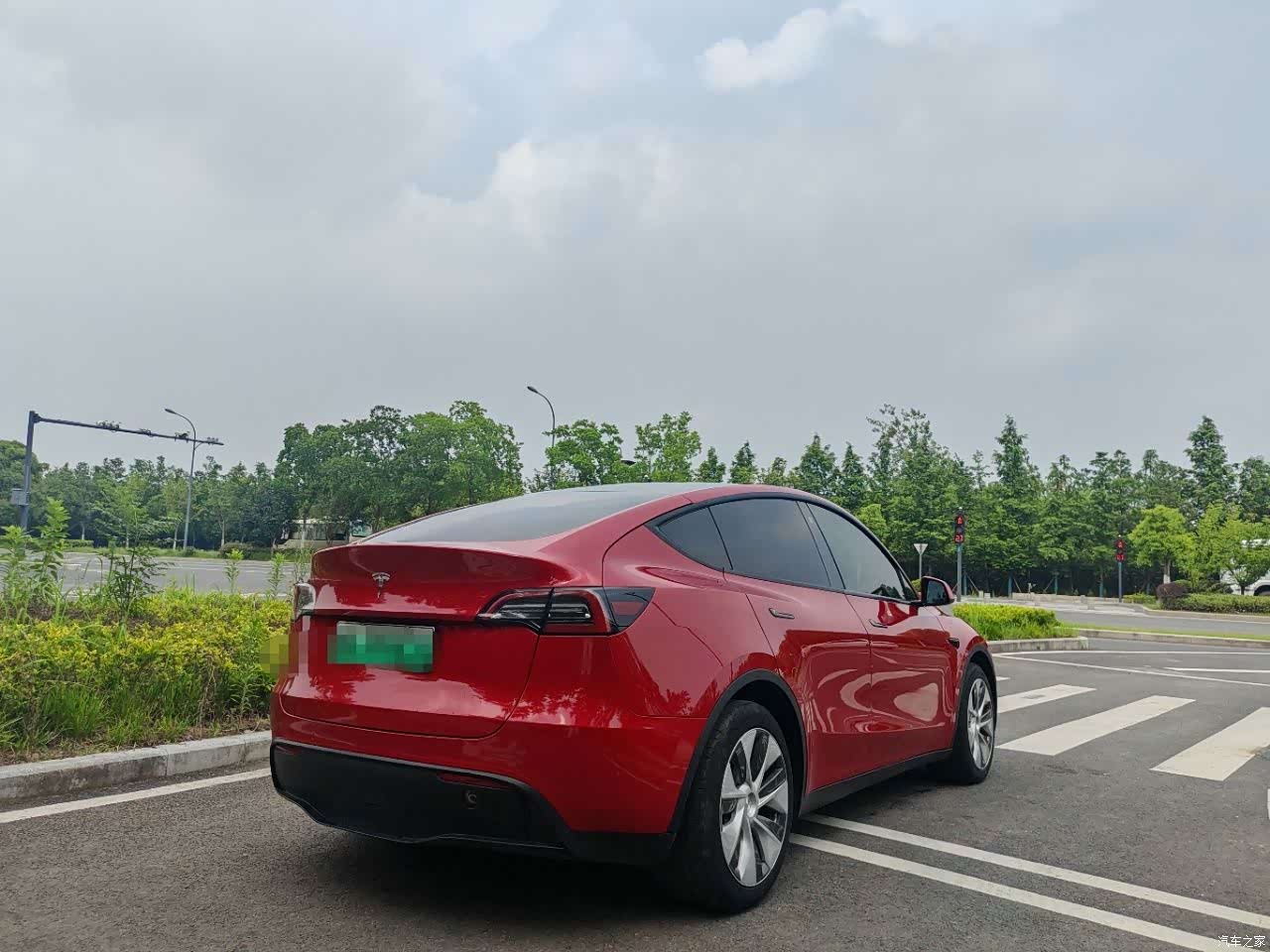 Tesla Model Y, 2021 9