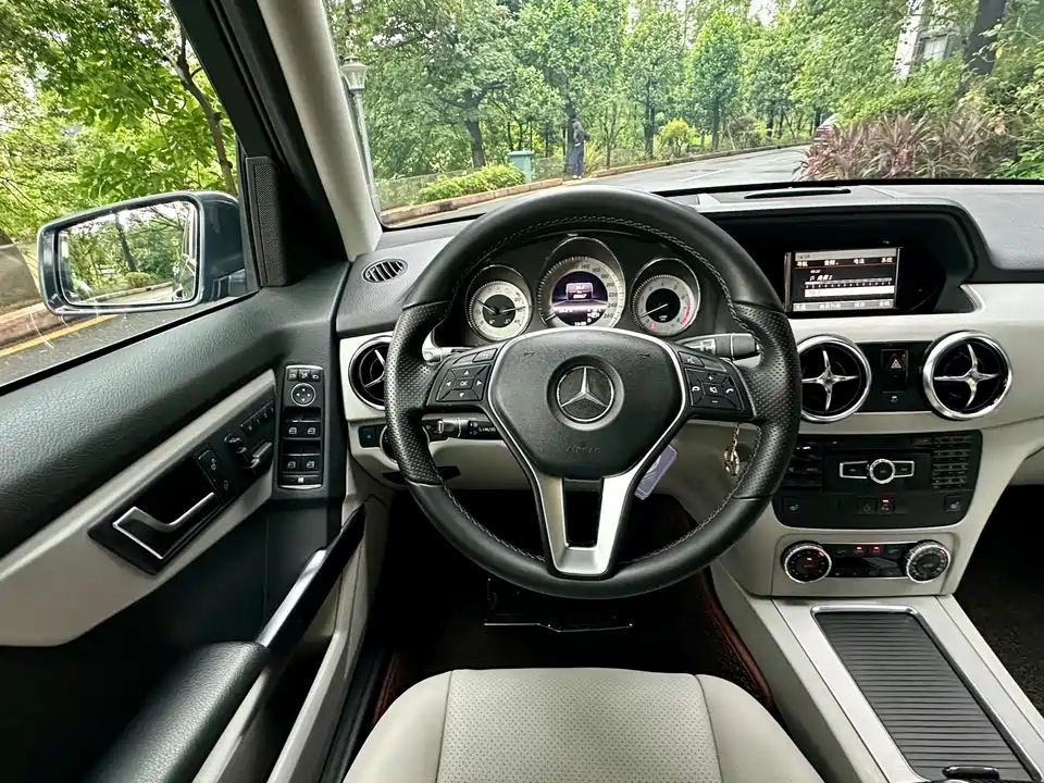 Mercedes-Benz GLK class