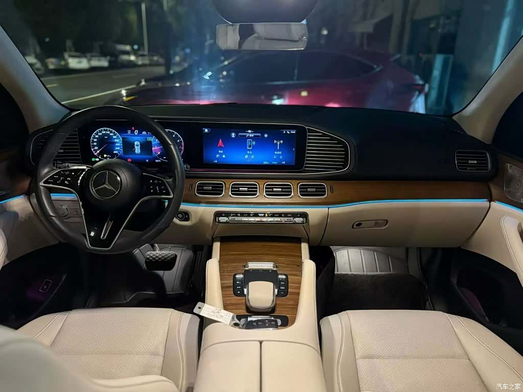 Mercedes-Benz GLE, 2024 6