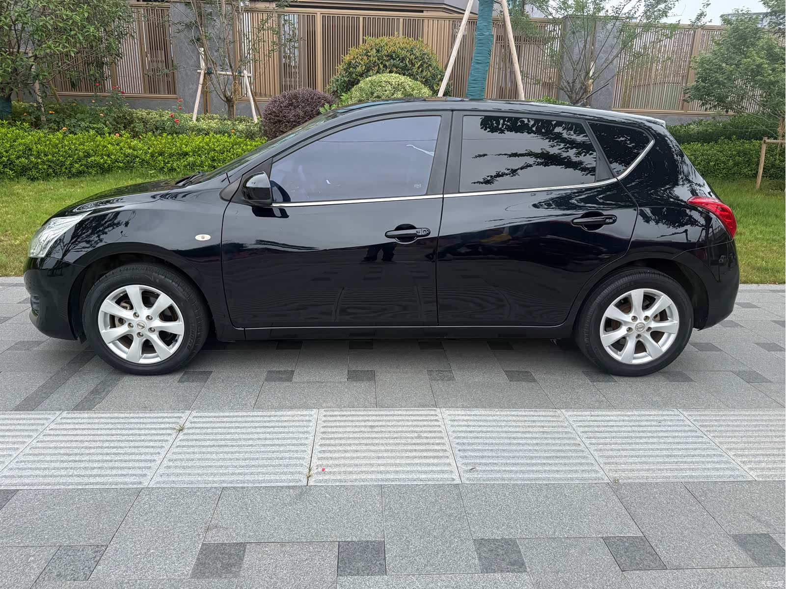 Nissan Tiida, 2012 3