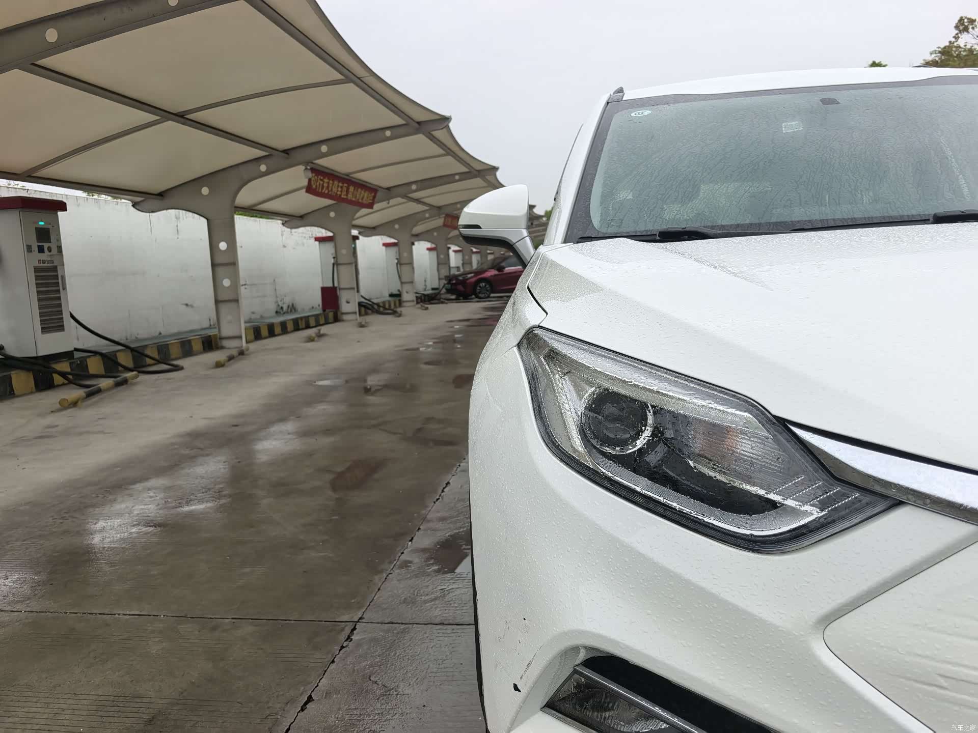 JAC iEVS4, 2019 22