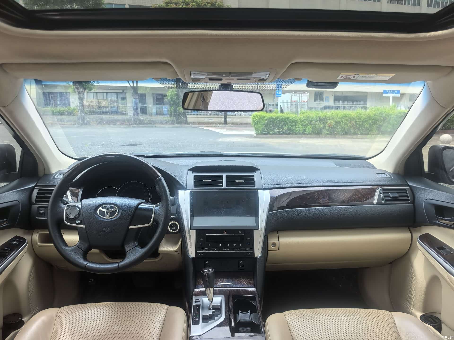 Toyota Camry, 2016 все фото