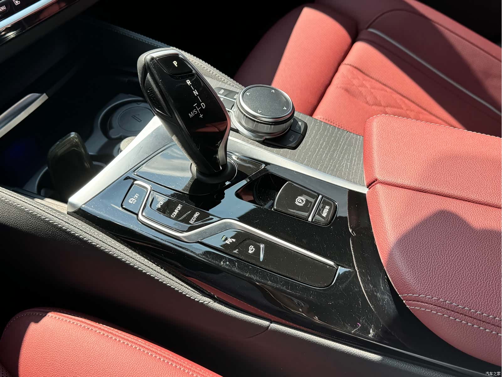 BMW 5 Series, 2023 16
