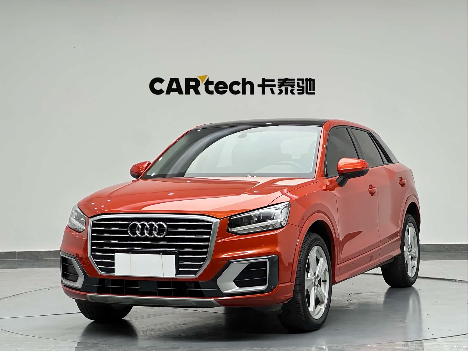 Audi Q2L, 2019 1