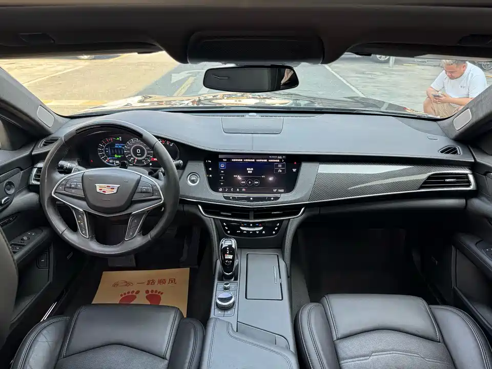 Cadillac CT6