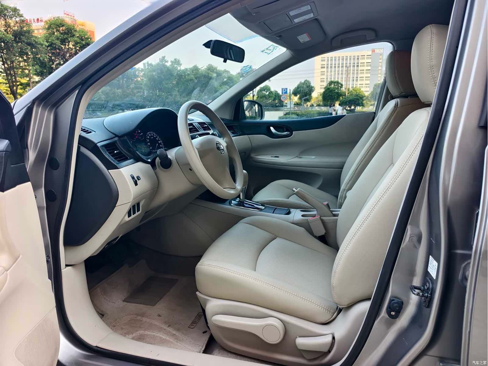 Nissan Tiida, 2012 12