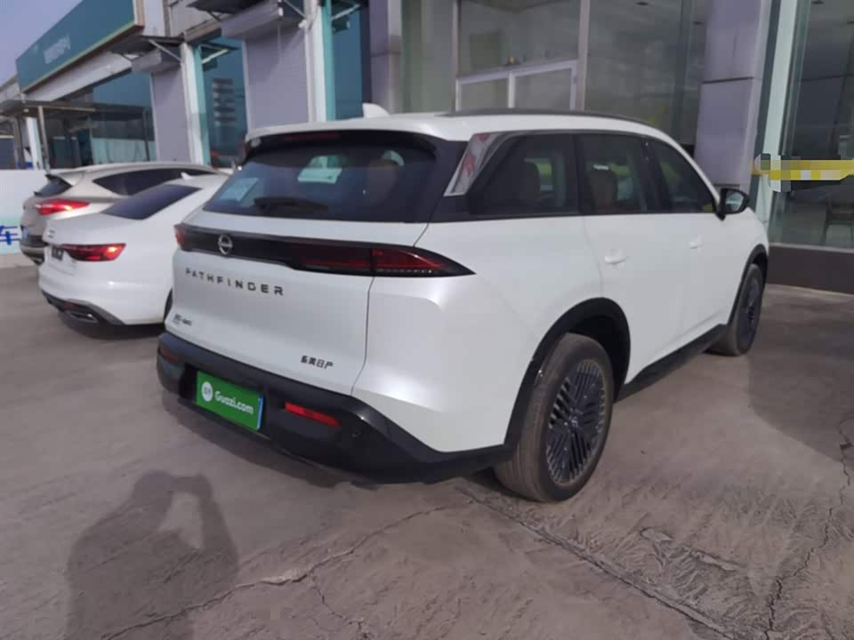 Nissan Exploring the land