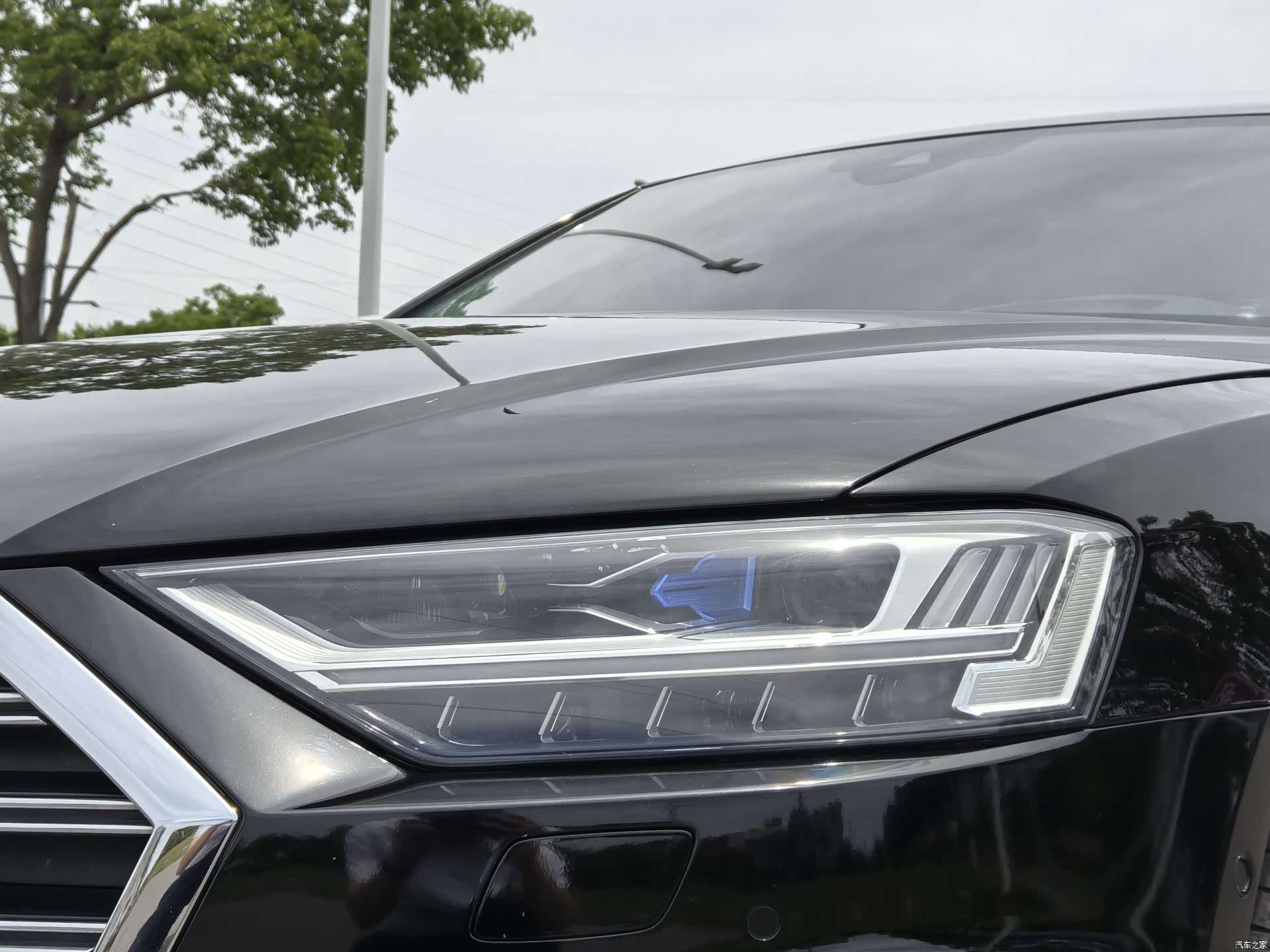 Audi A8L, 2022 4