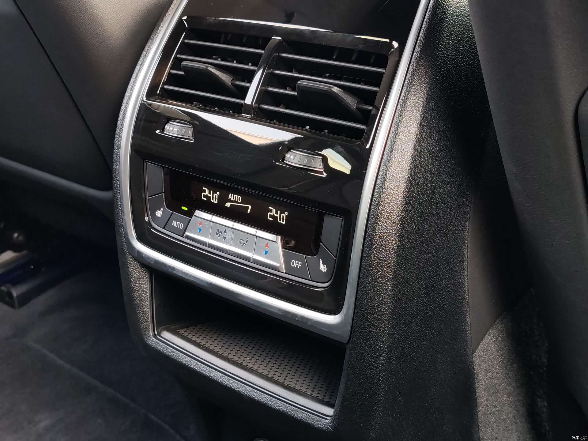 BMW XM, 2024 6