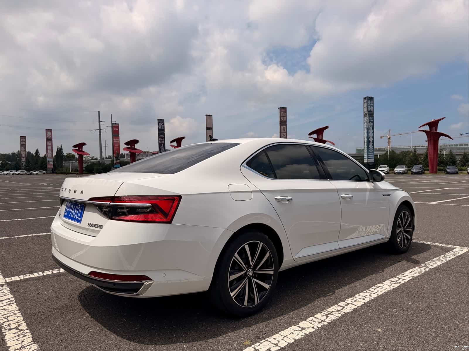 Skoda Superb, 2023 6