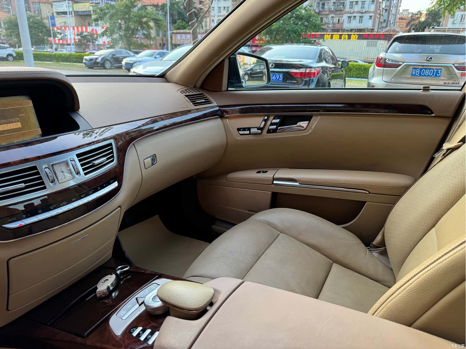 Mercedes-Benz S-Class, 2011 10