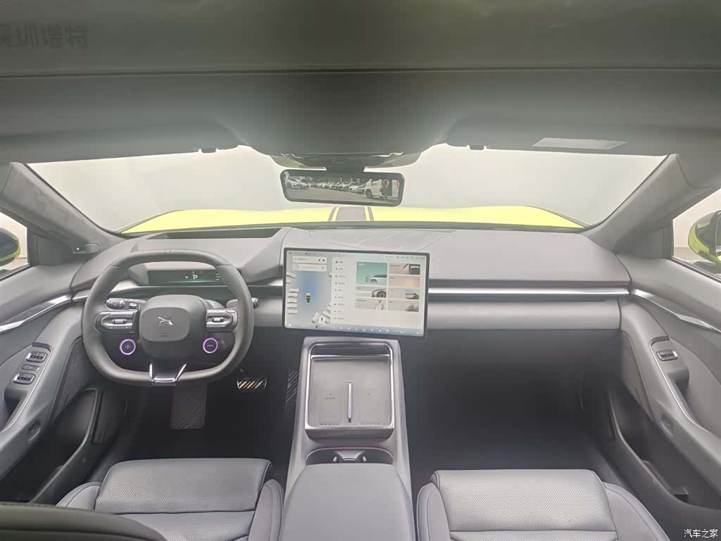 Xpeng P7, 2025 10